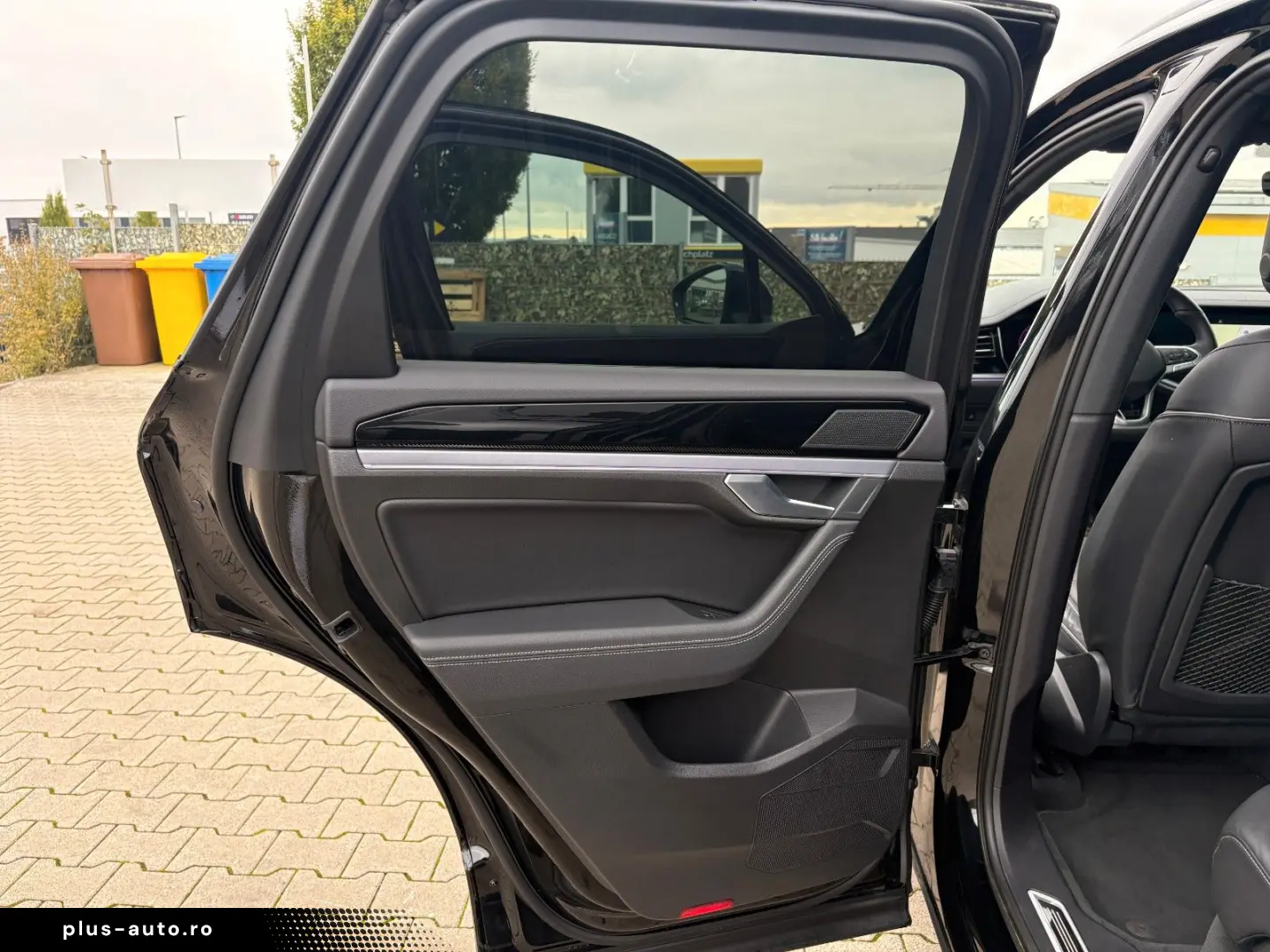 VW Touareg 3.0 TDI 4Motion R-Line