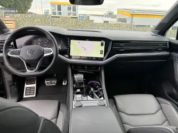 VW Touareg 3.0 TDI 4Motion R-Line