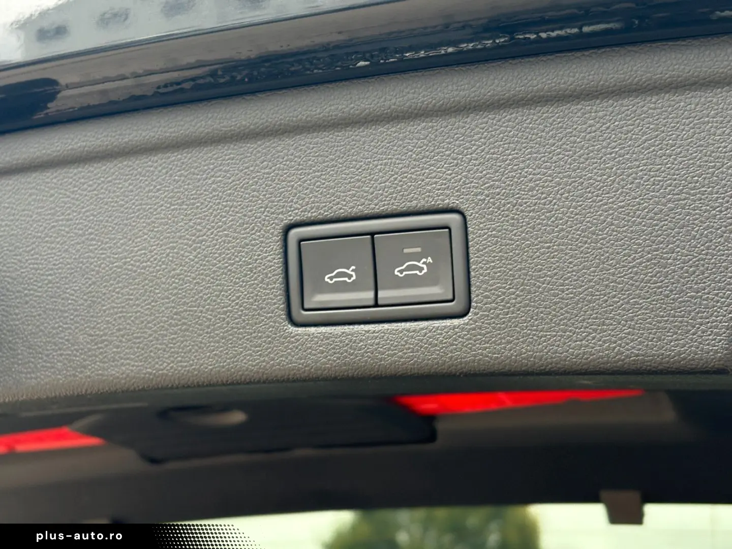 VW Touareg 3.0 TDI 4Motion R-Line