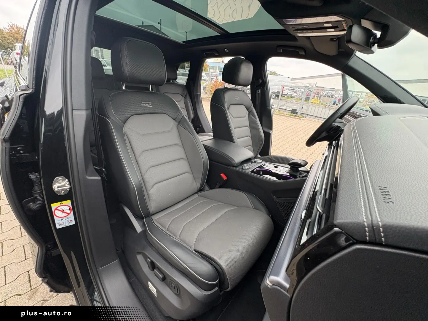 VW Touareg 3.0 TDI 4Motion R-Line