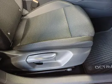 Škoda Octavia Selection 1.5 TSI DSG mHEV