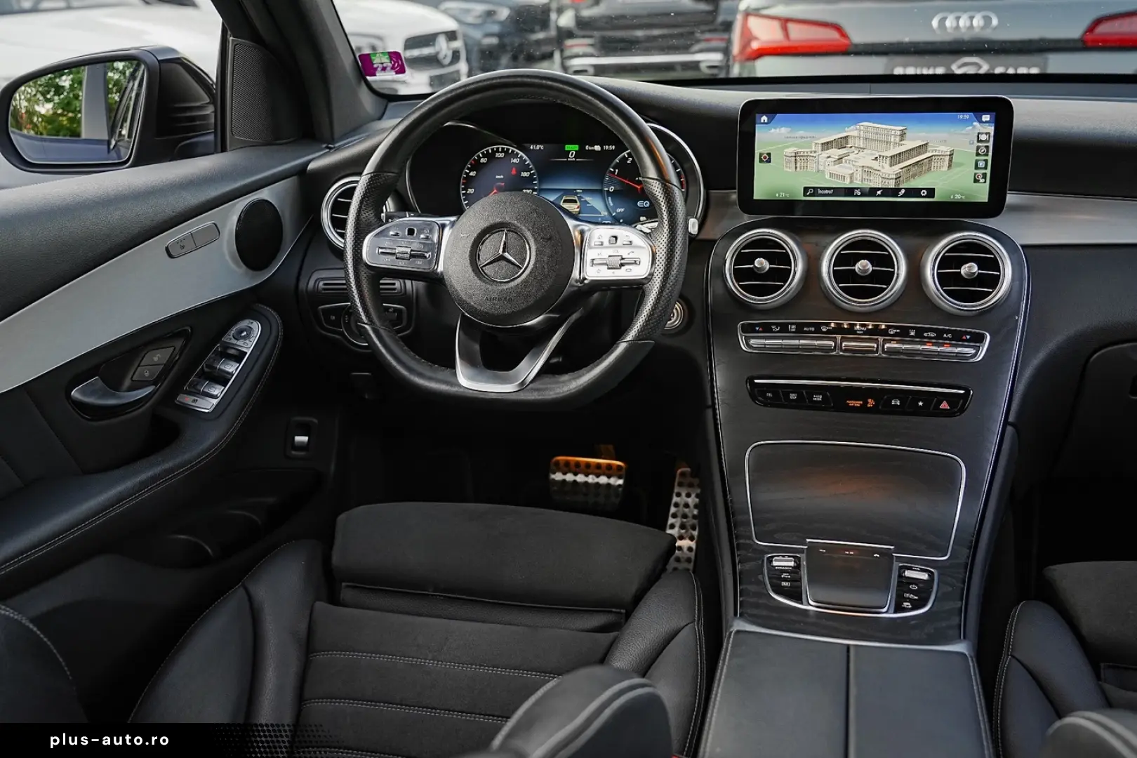 Mercedes-Benz GLC 300 e 4Matic 9G-TRONIC