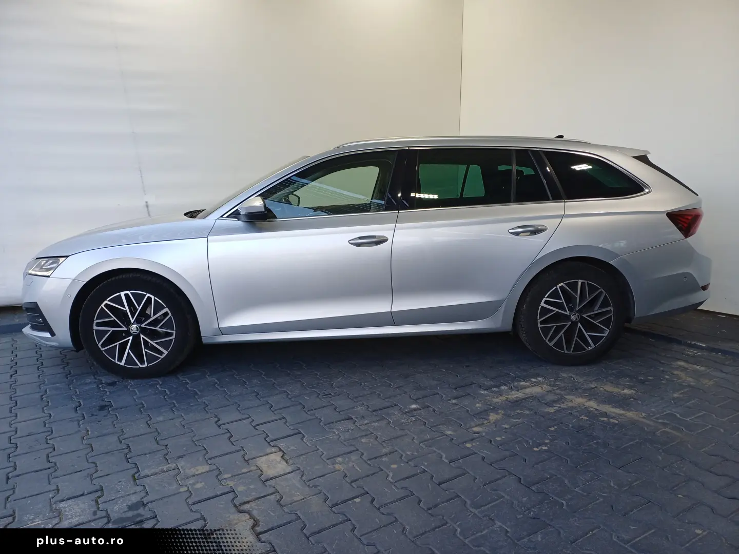 Škoda Octavia Combi STYLE 2.0 TDI DSG