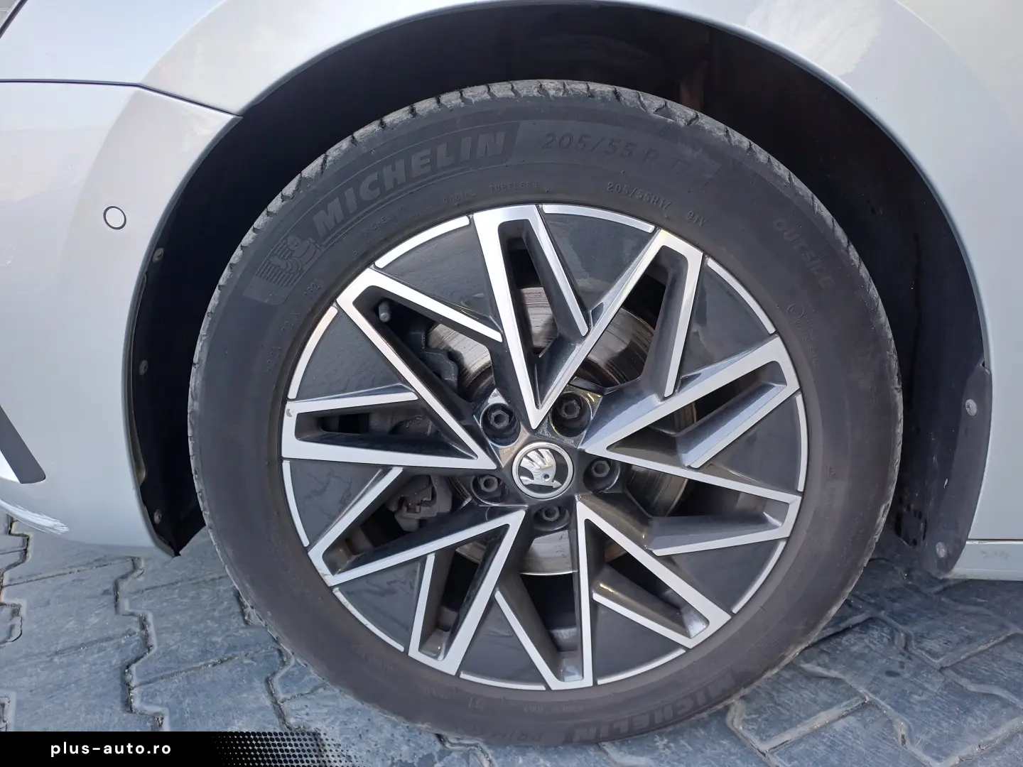 Škoda Octavia Combi STYLE 2.0 TDI DSG