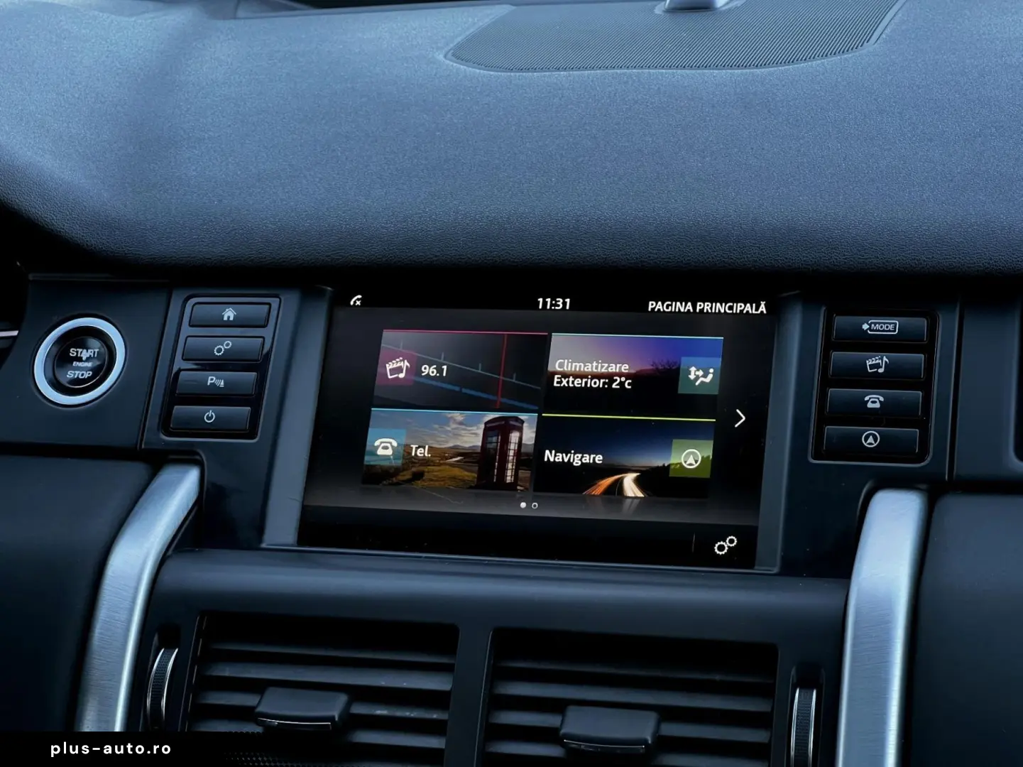 Land-Rover Discovery-Sport