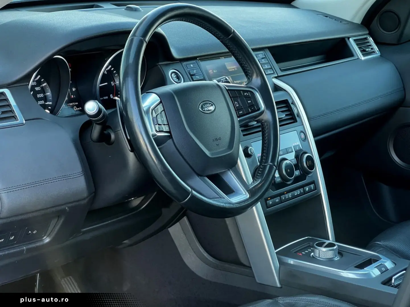 Land-Rover Discovery-Sport