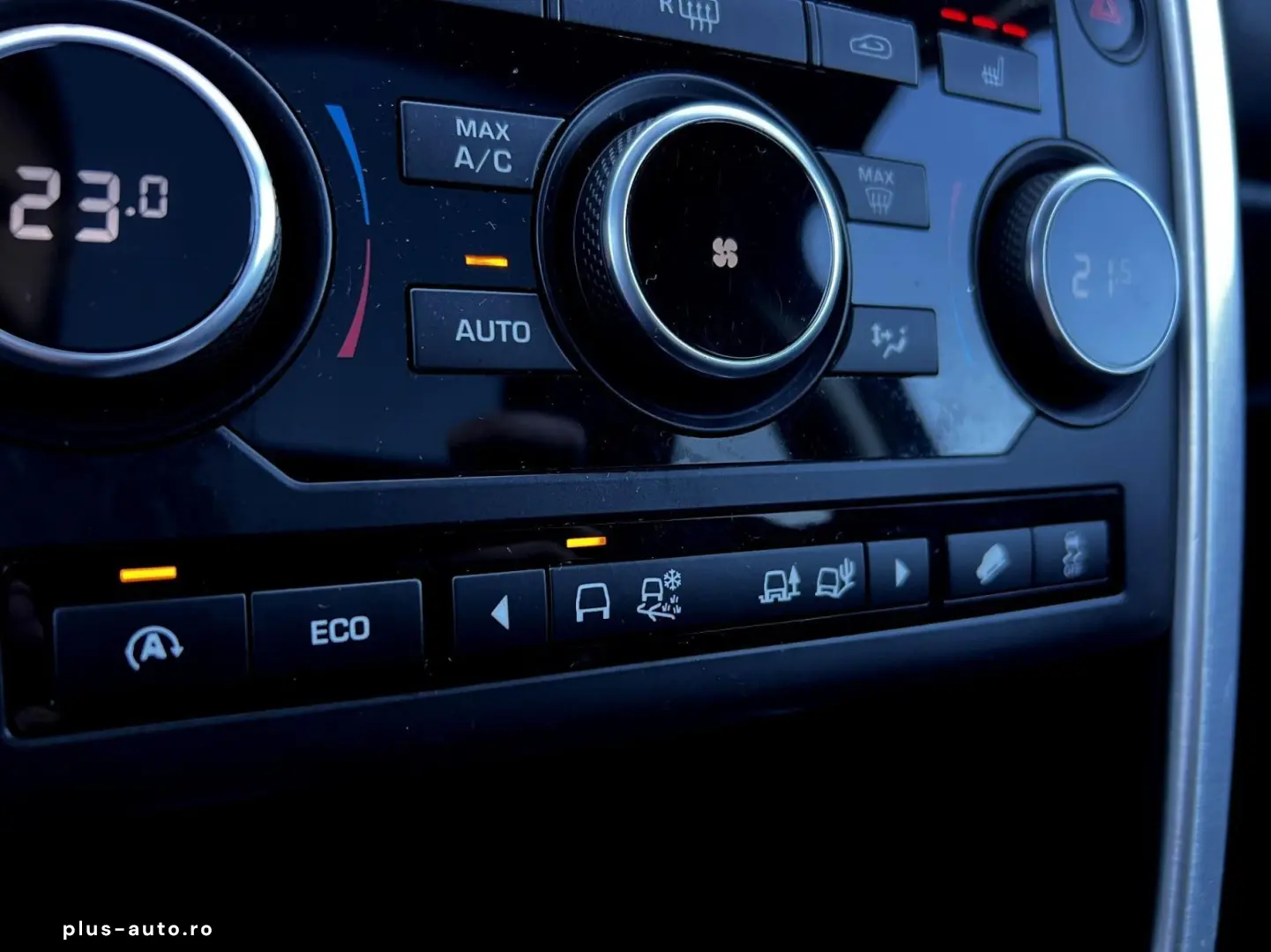 Land-Rover Discovery-Sport