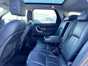 Land-Rover Discovery-Sport