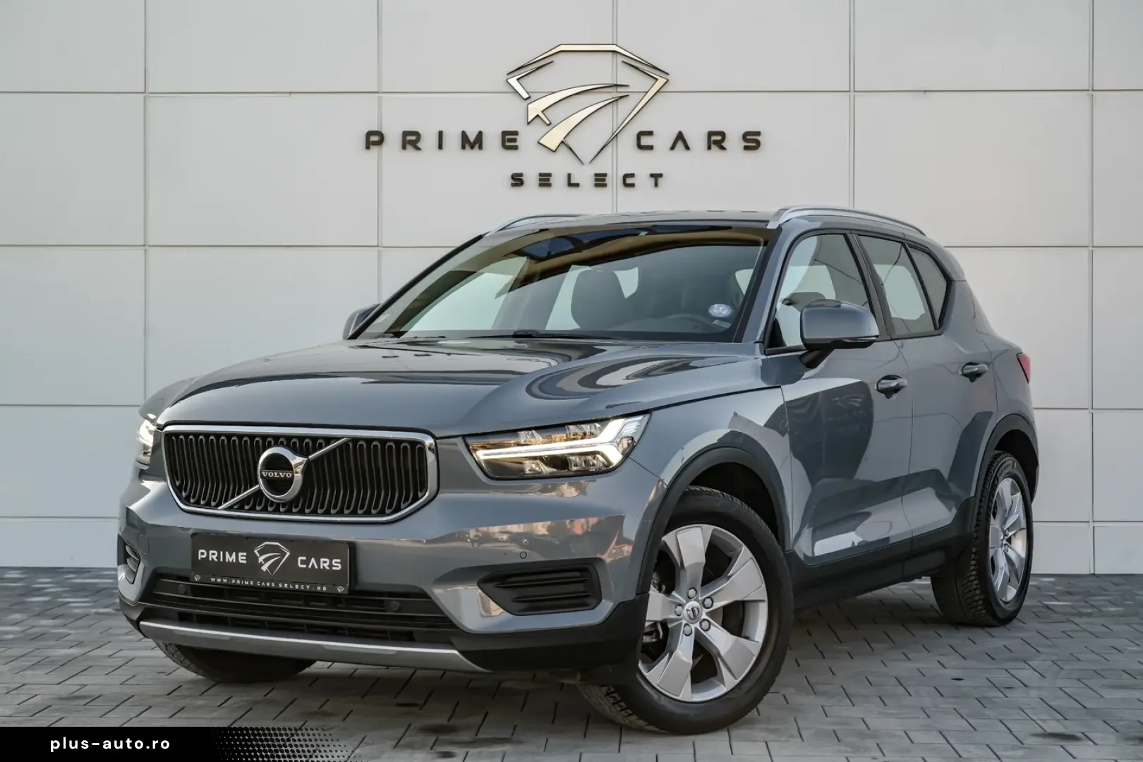 Volvo XC 40 T3 AT8 Momentum Pro