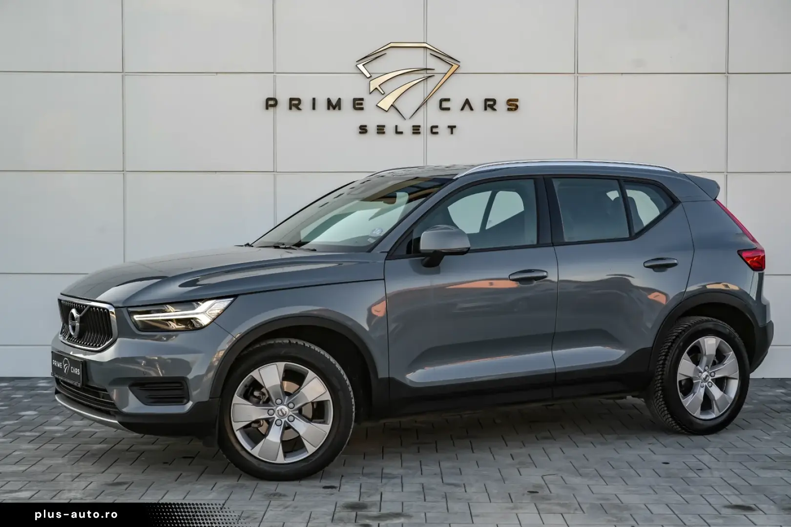 Volvo XC 40 T3 AT8 Momentum Pro