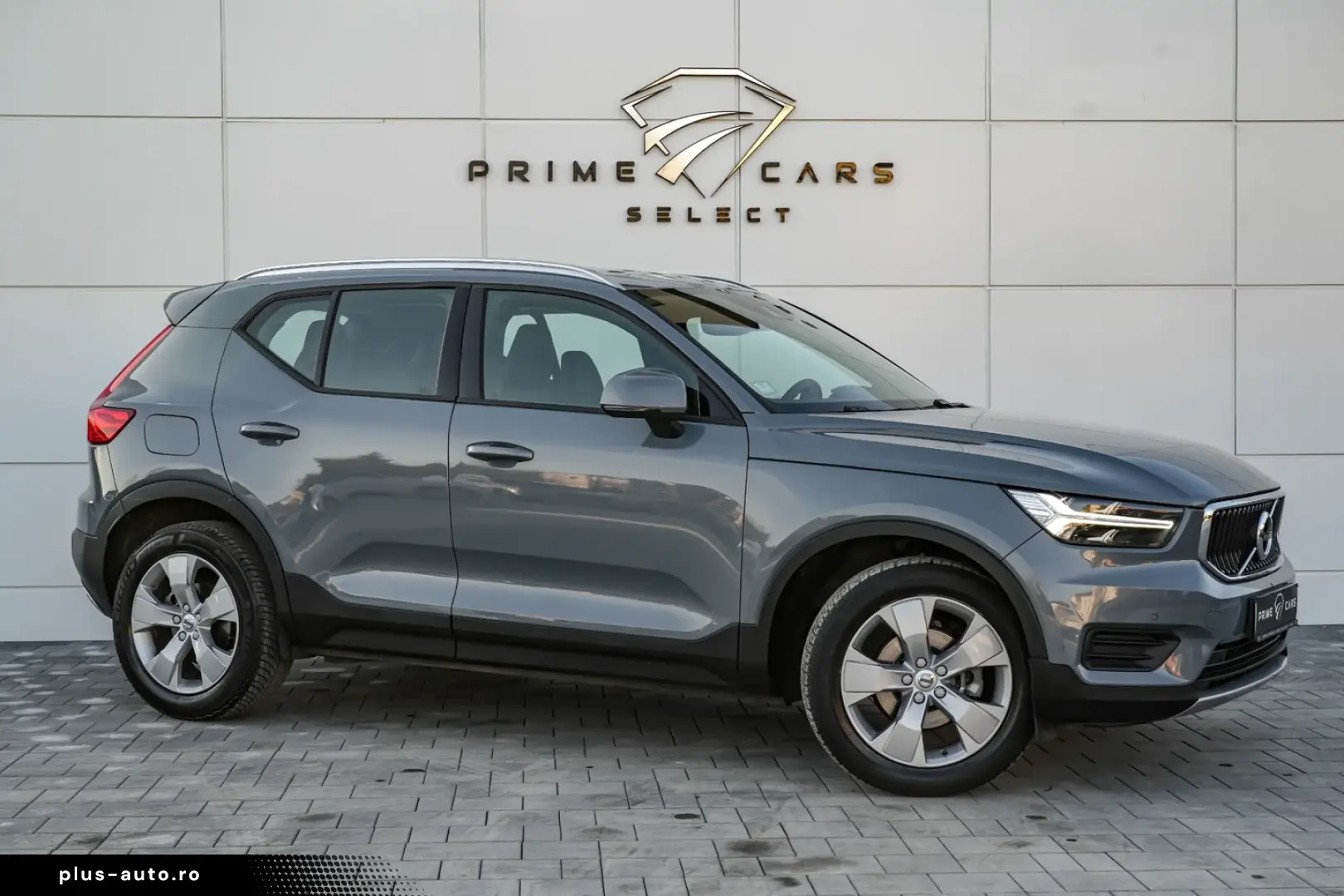 Volvo XC 40 T3 AT8 Momentum Pro