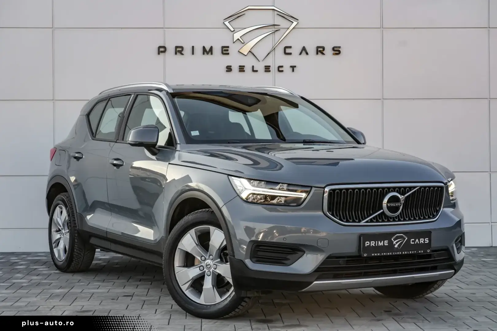 Volvo XC 40 T3 AT8 Momentum Pro