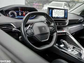 Peugeot 3008 1.5 BlueHDI 130 EAT8 Allure Pack