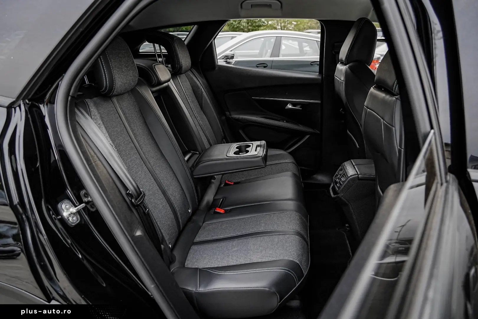 Peugeot 3008 1.5 BlueHDI 130 EAT8 Allure Pack