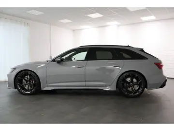 AUDI RS 6 Avant 4.0 TFSI quattro performance Navi Mat