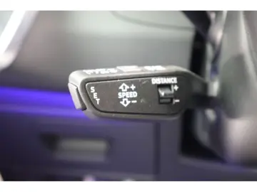 AUDI RS 6 Avant 4.0 TFSI quattro performance Navi Mat