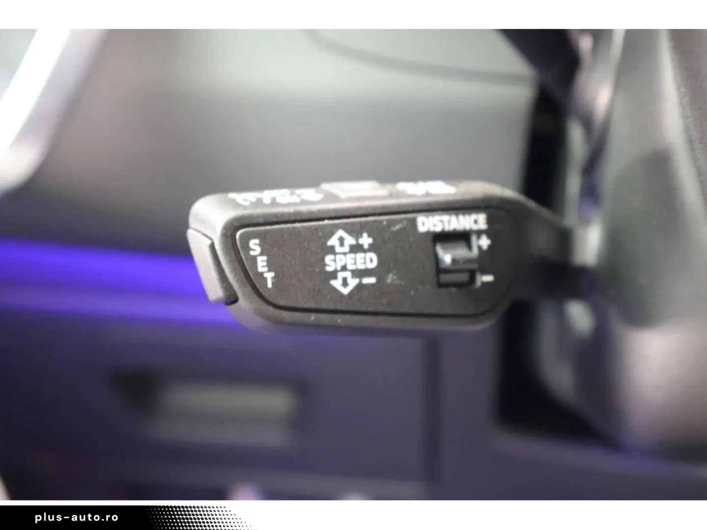 AUDI RS 6 Avant 4.0 TFSI quattro performance Navi Mat