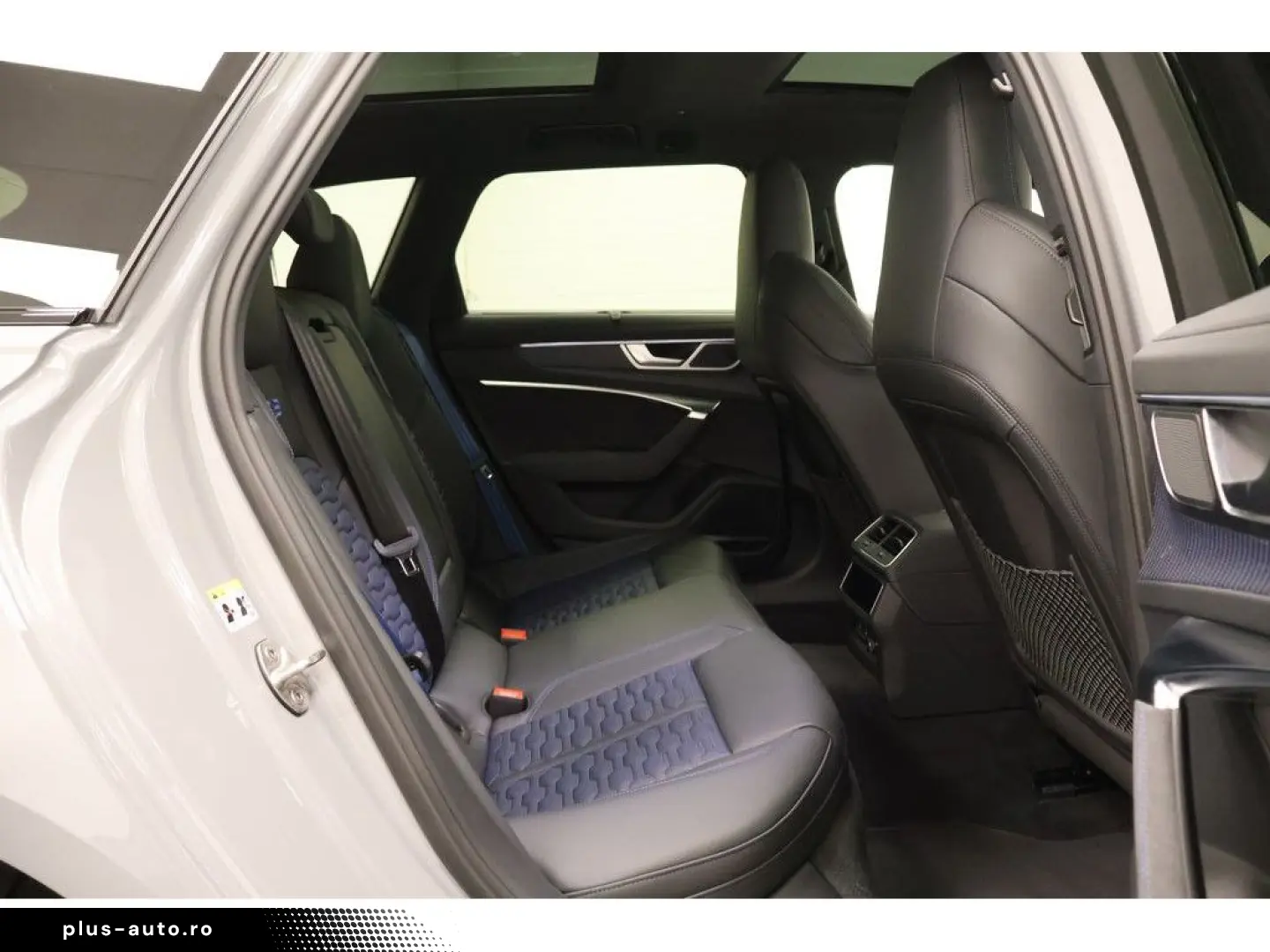 AUDI RS 6 Avant 4.0 TFSI quattro performance Navi Mat