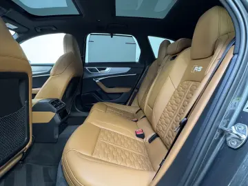 AUDI RS6 HeadUP MatrixLED Pano B&O 360  ACC Sitzlüft.