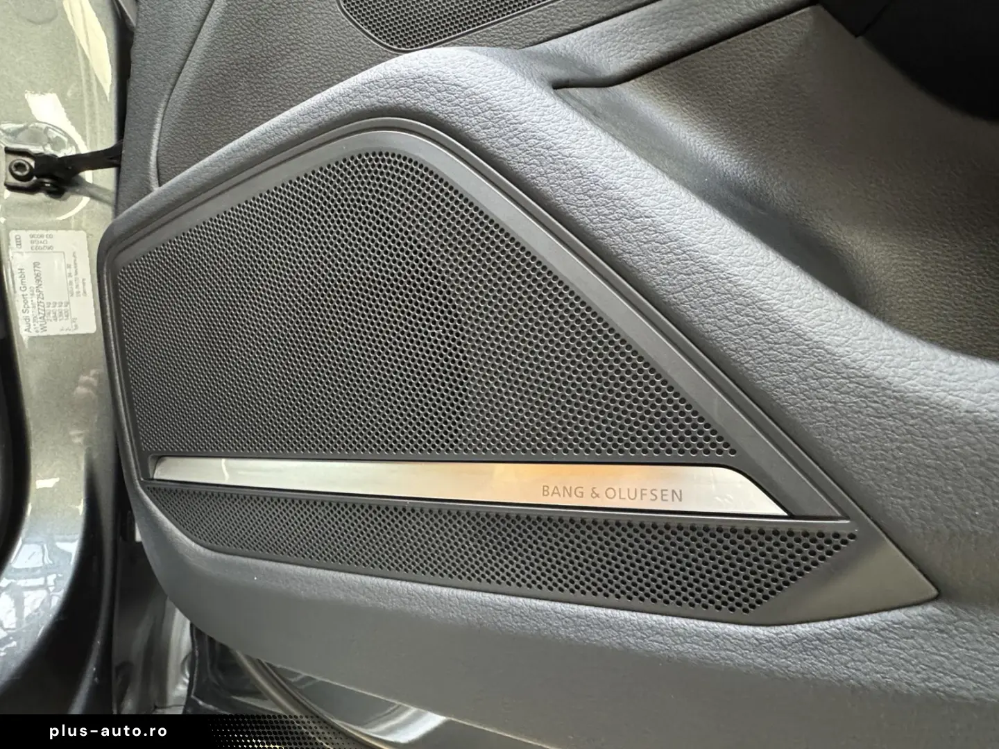 AUDI RS6 HeadUP MatrixLED Pano B&O 360  ACC Sitzlüft.