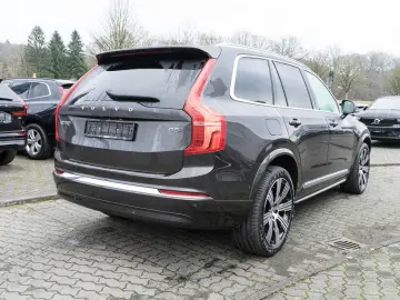 VOLVO XC90 B5 2.0 Plus