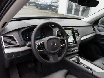 VOLVO XC90 B5 2.0 Plus