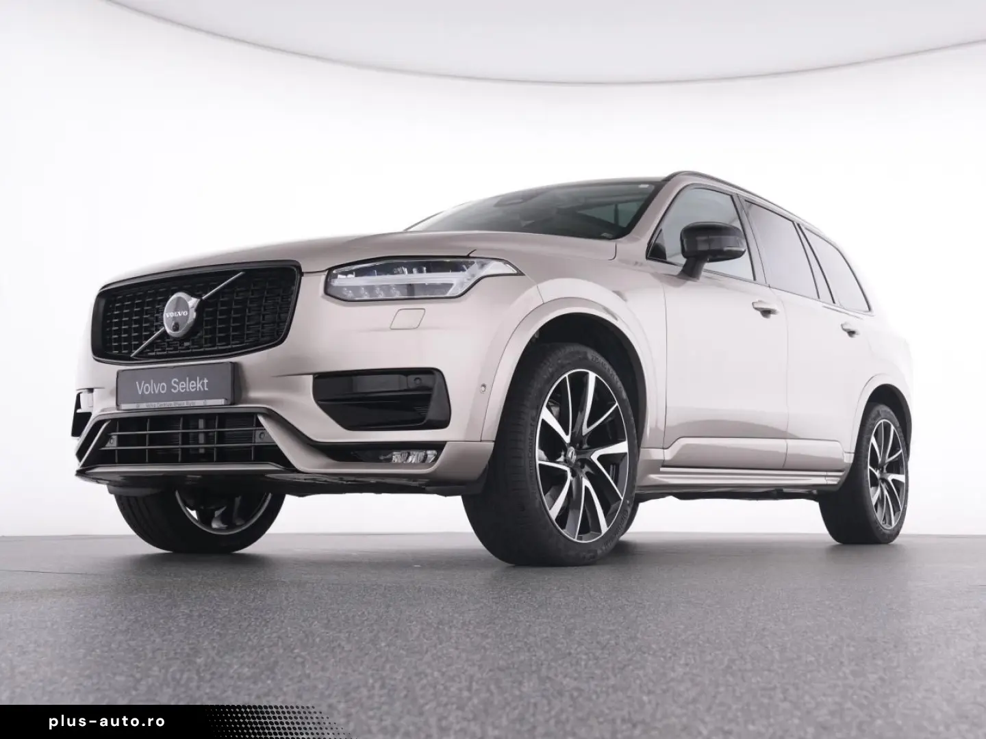 VOLVO XC90 B5 AWD Ultimate Dark