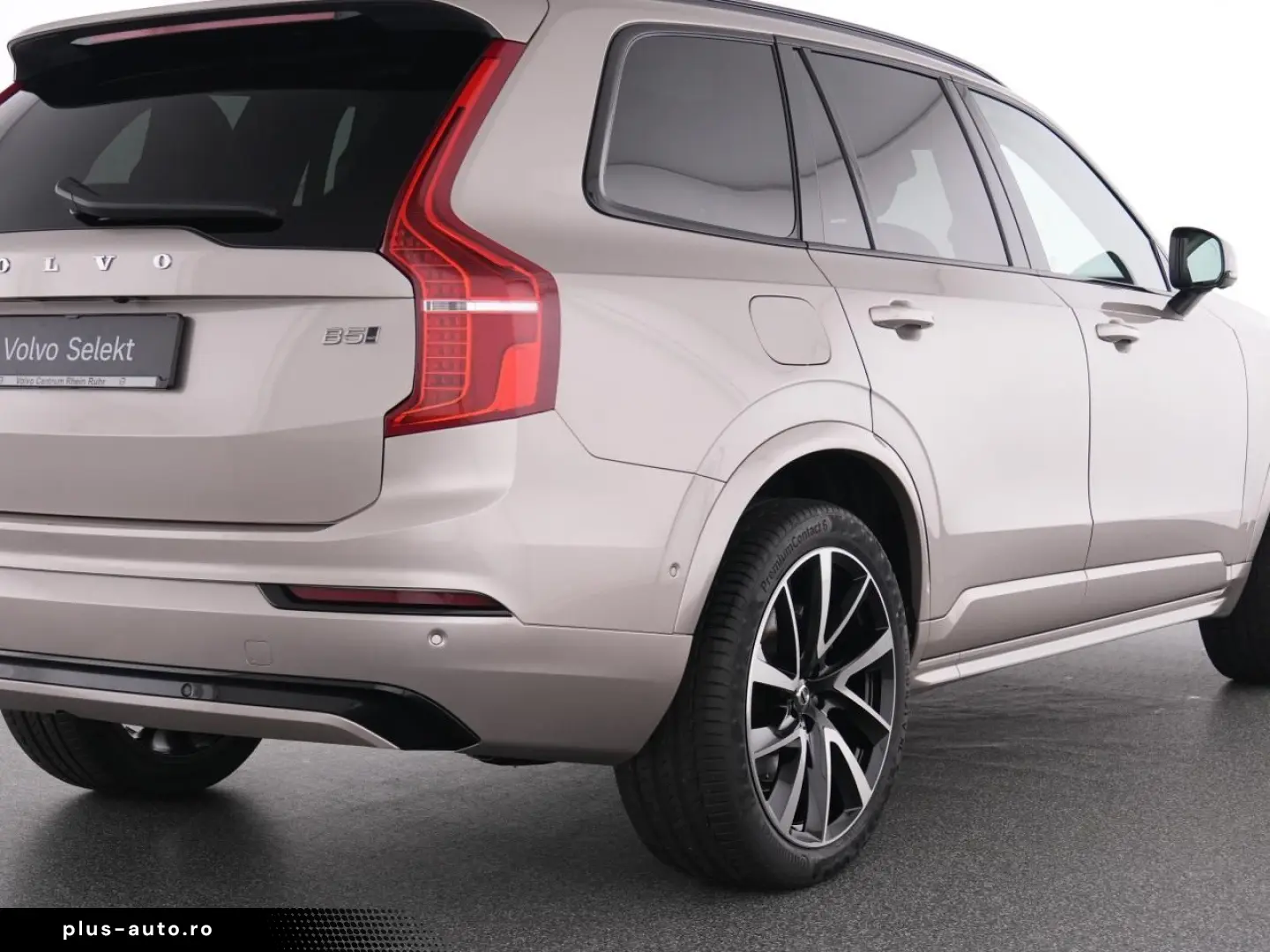 VOLVO XC90 B5 AWD Ultimate Dark
