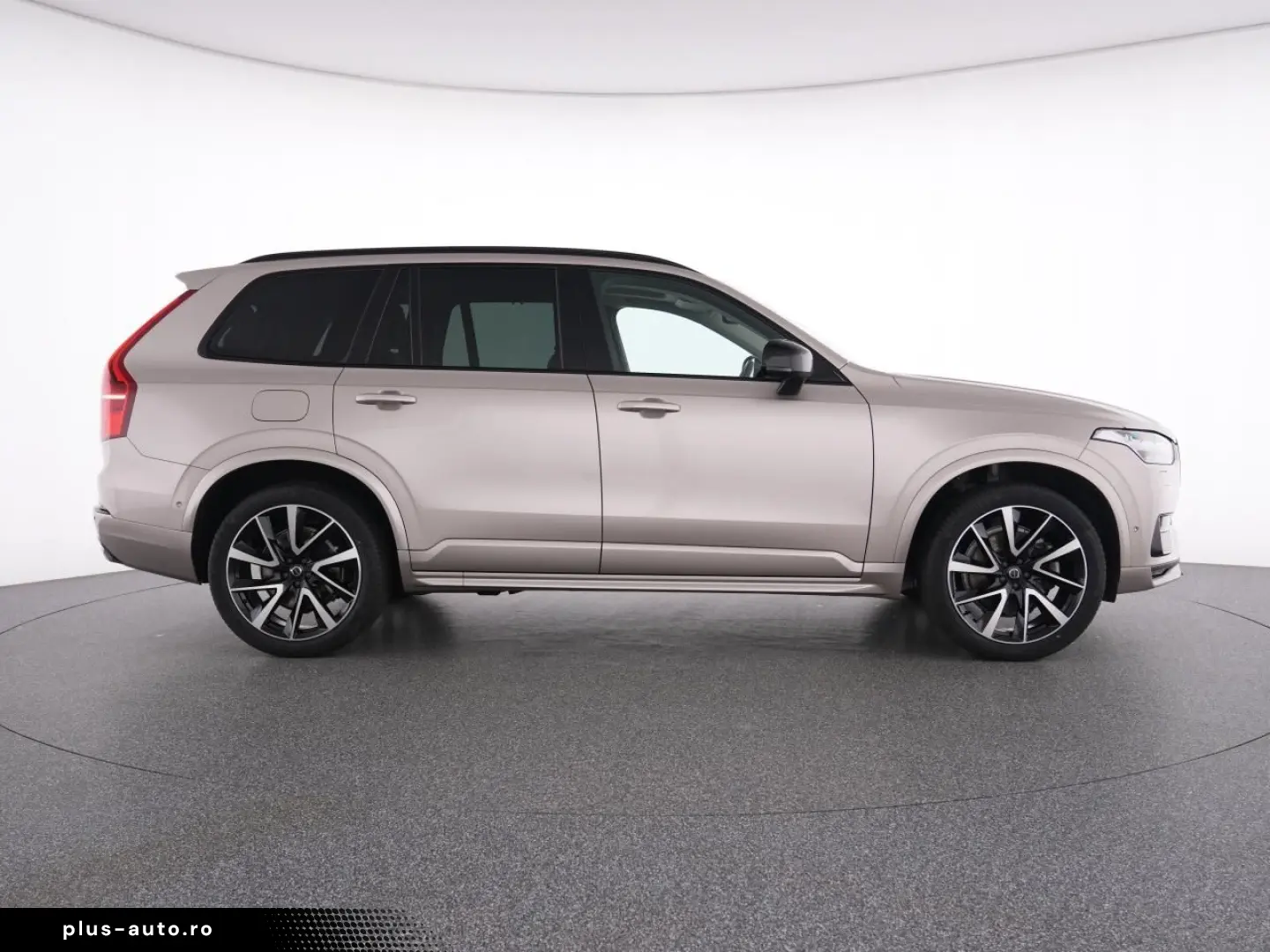 VOLVO XC90 B5 AWD Ultimate Dark