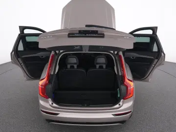 VOLVO XC90 B5 AWD Ultimate Dark