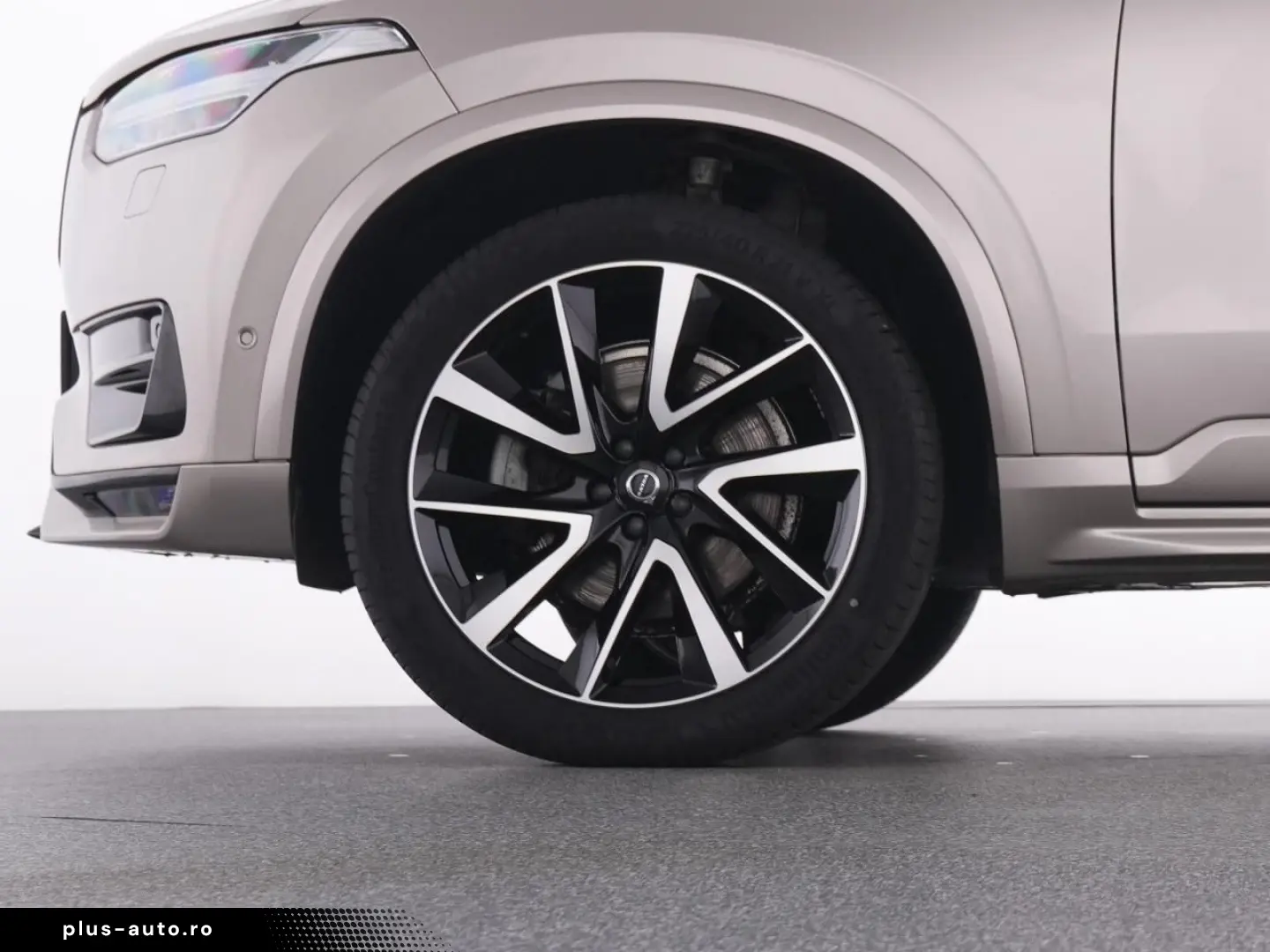 VOLVO XC90 B5 AWD Ultimate Dark