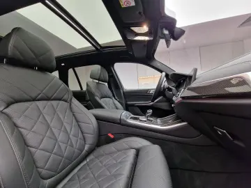 BMW X5 xDrive 30d M Packet