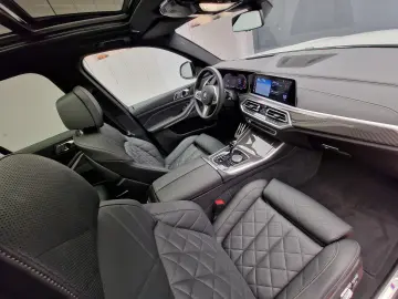 BMW X5 xDrive 30d M Packet