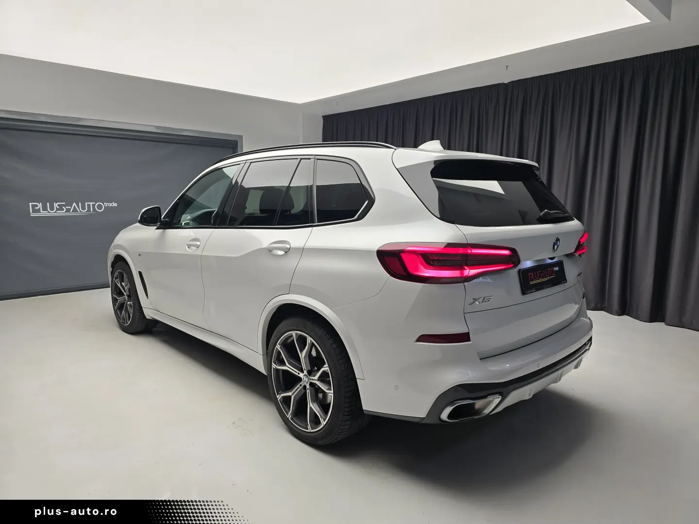 BMW X5 xDrive 30d M Packet