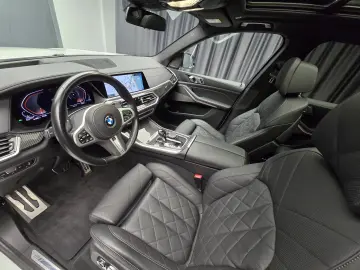 BMW X5 xDrive 30d M Packet