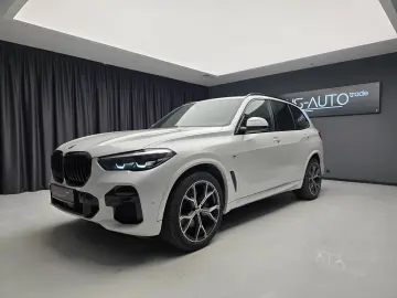 BMW X5 xDrive 30d M Packet