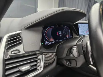 BMW X5 xDrive 30d M Packet