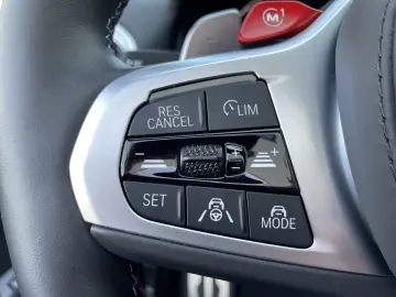 BMW M8 Cabrio Competition   360 Laser ACC Soft Close