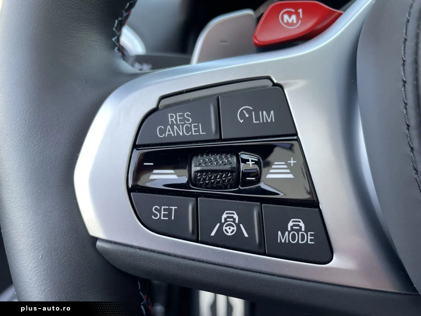 BMW M8 Cabrio Competition   360 Laser ACC Soft Close