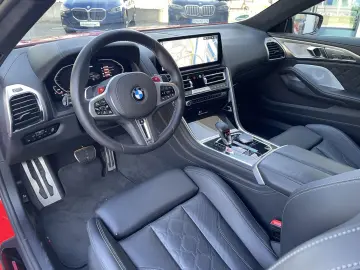 BMW M8 Competition Coupé xDrive 360  B&W Carbon ext.