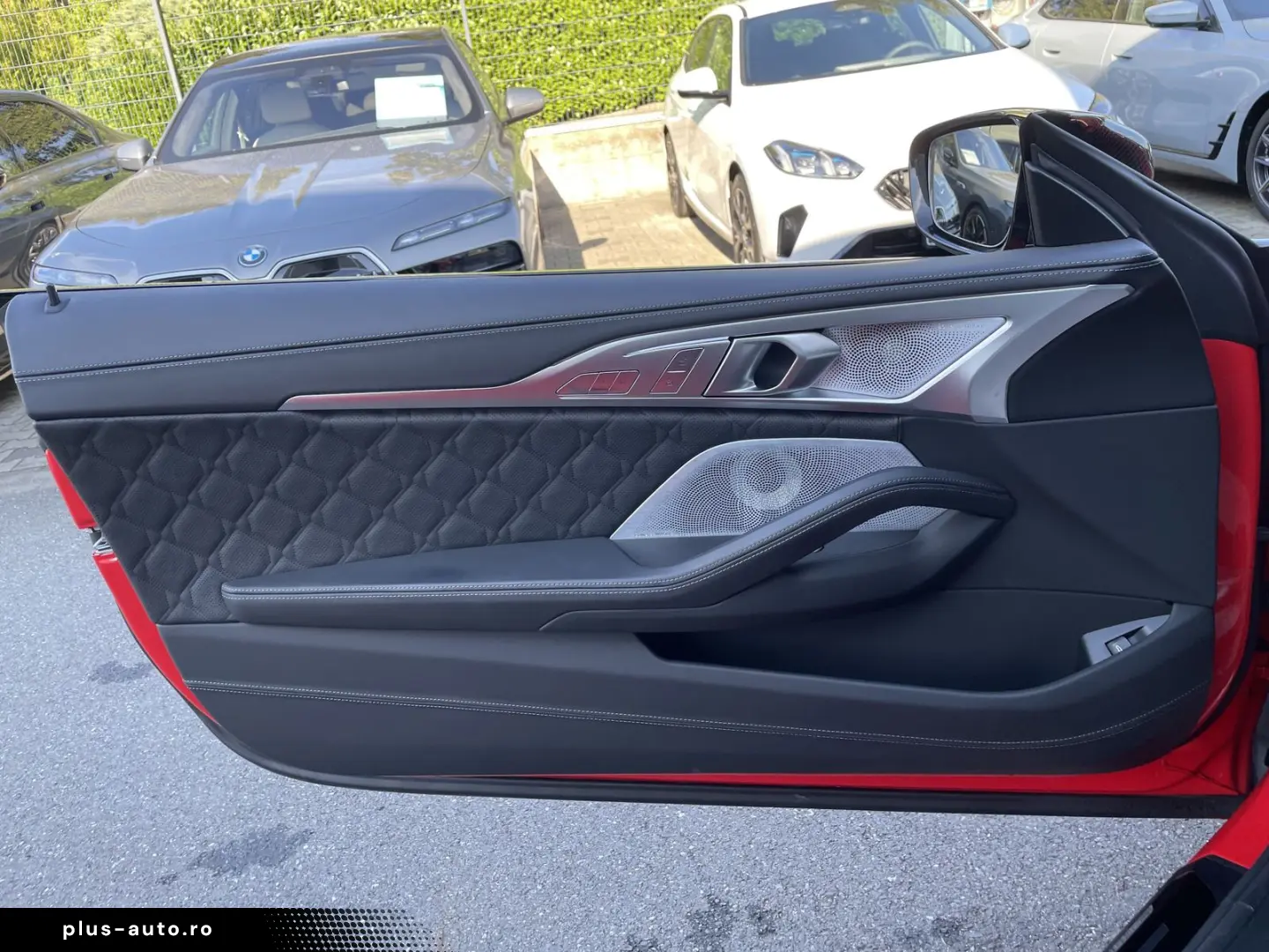 BMW M8 Competition Coupé xDrive 360  B&W Carbon ext.