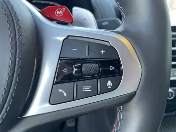 BMW M8 Competition Coupé xDrive 360  B&W Carbon ext.