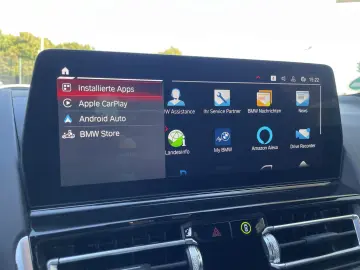 BMW M8 Competition Coupé xDrive 360  B&W Carbon ext.