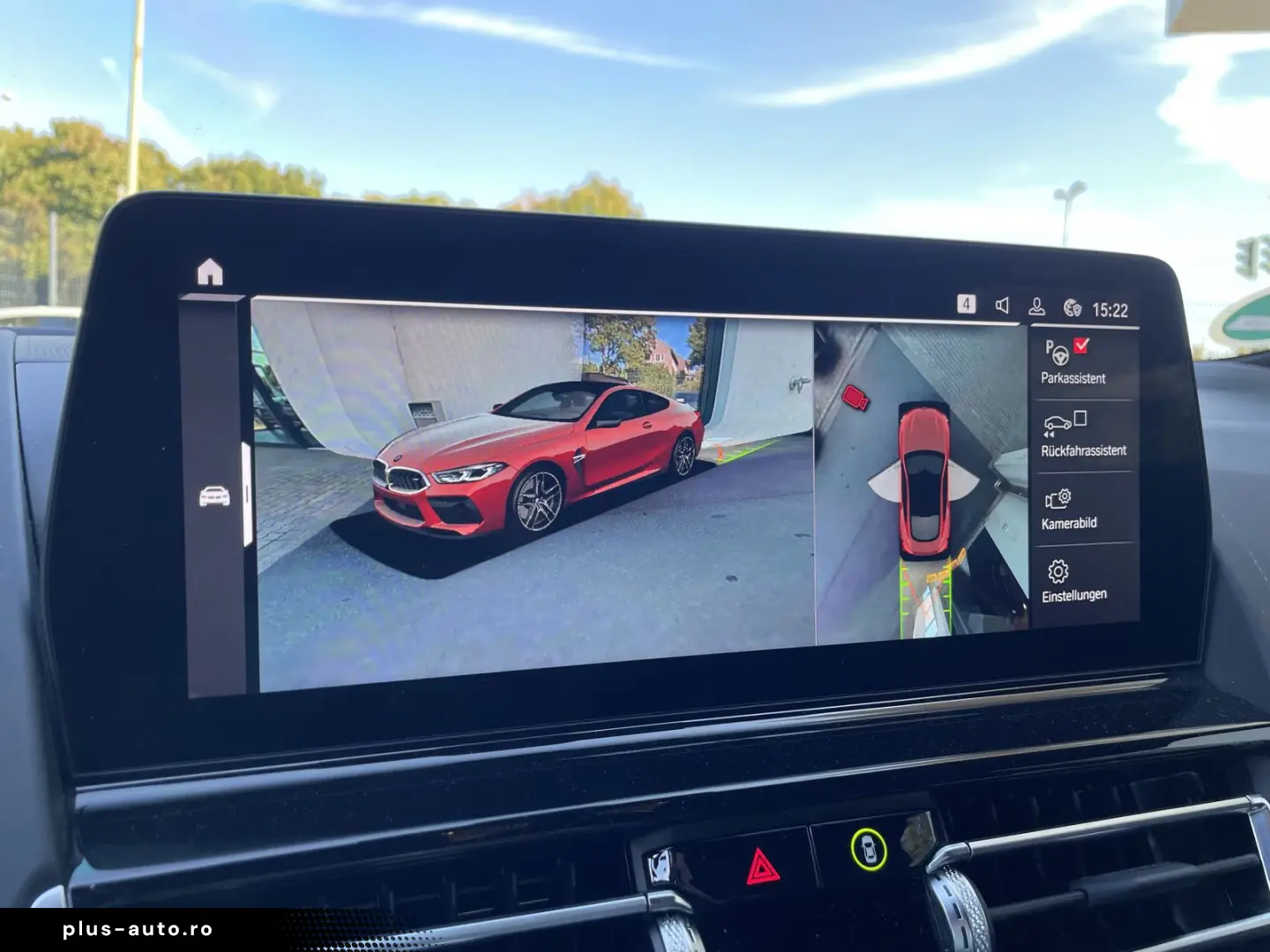 BMW M8 Competition Coupé xDrive 360  B&W Carbon ext.