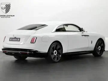 ROLLS ROYCE Spectre Bespoke Starburst Driving HeatComfort