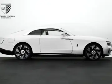 ROLLS ROYCE Spectre Bespoke Starburst Driving HeatComfort
