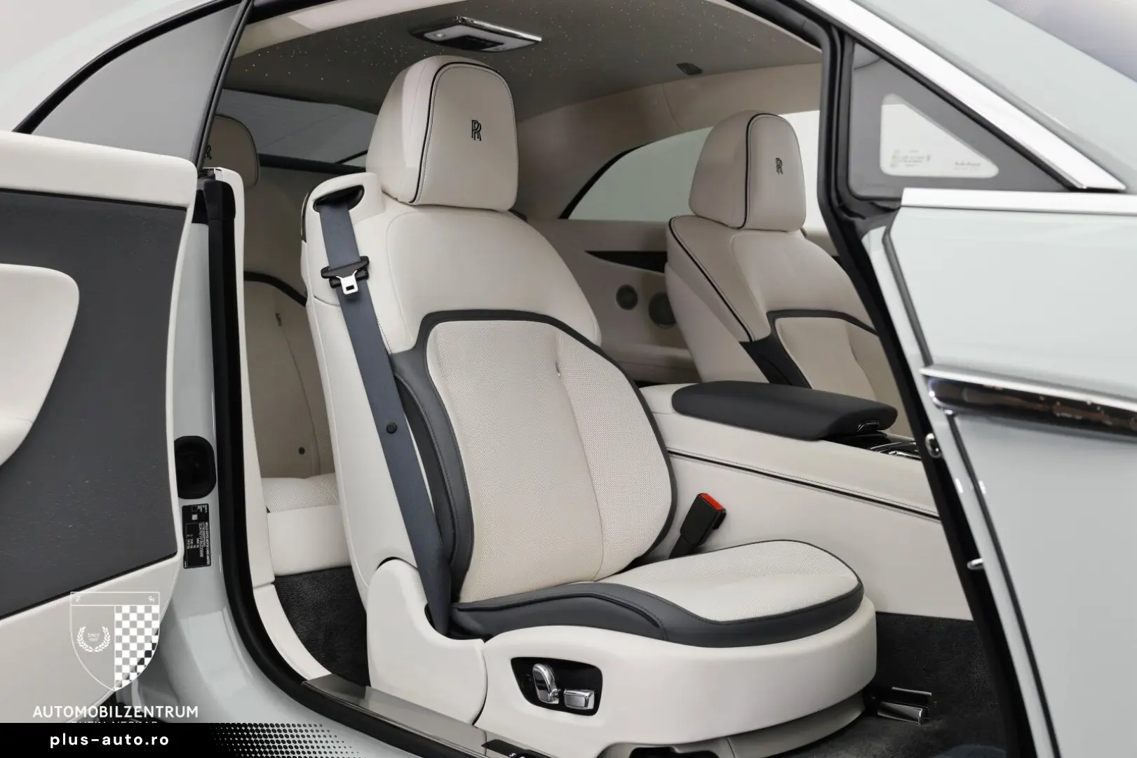 ROLLS ROYCE Spectre Bespoke Starburst Driving HeatComfort