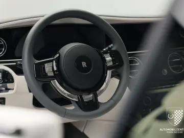 ROLLS ROYCE Spectre Bespoke Starburst Driving HeatComfort