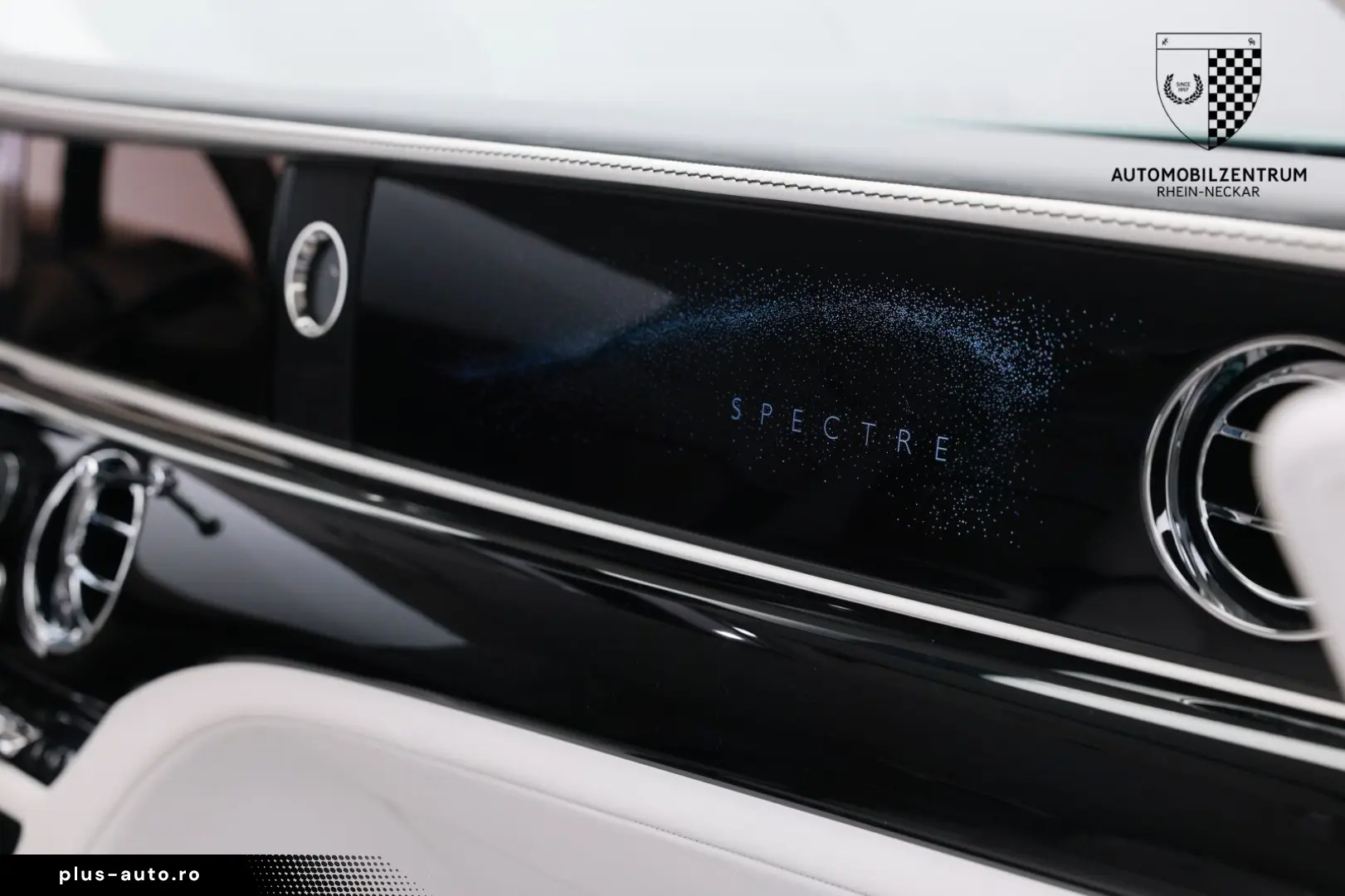 ROLLS ROYCE Spectre Bespoke Starburst Driving HeatComfort