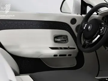 ROLLS ROYCE Spectre Bespoke Starburst Driving HeatComfort
